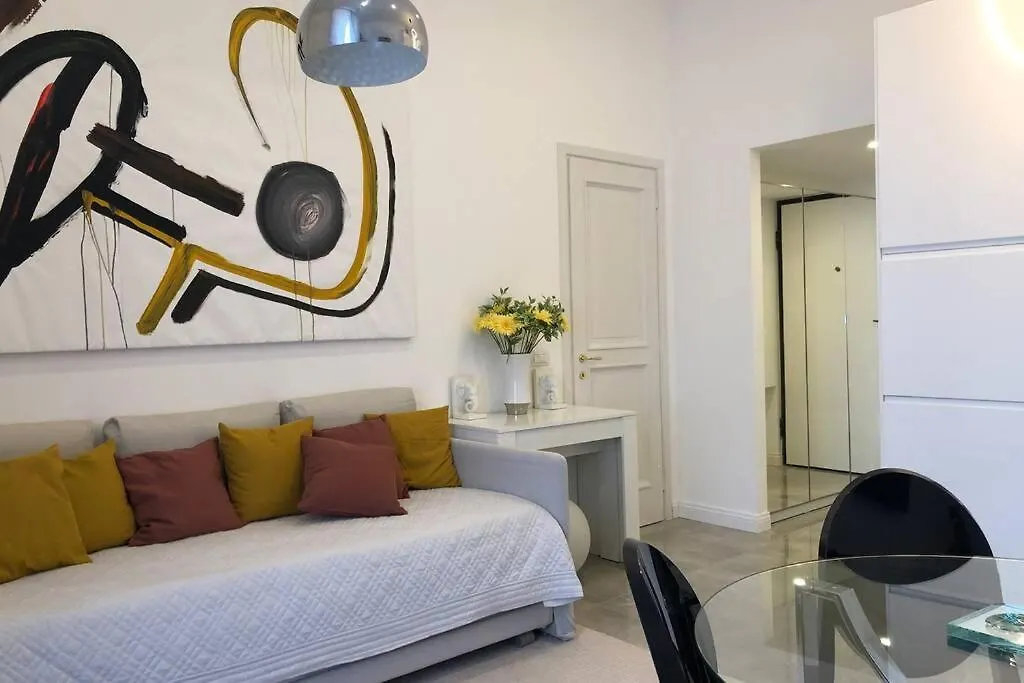 Casa Alberto Da Giussano, Elegante Bilocale In Centro Con Balcone Sul Parco Milan